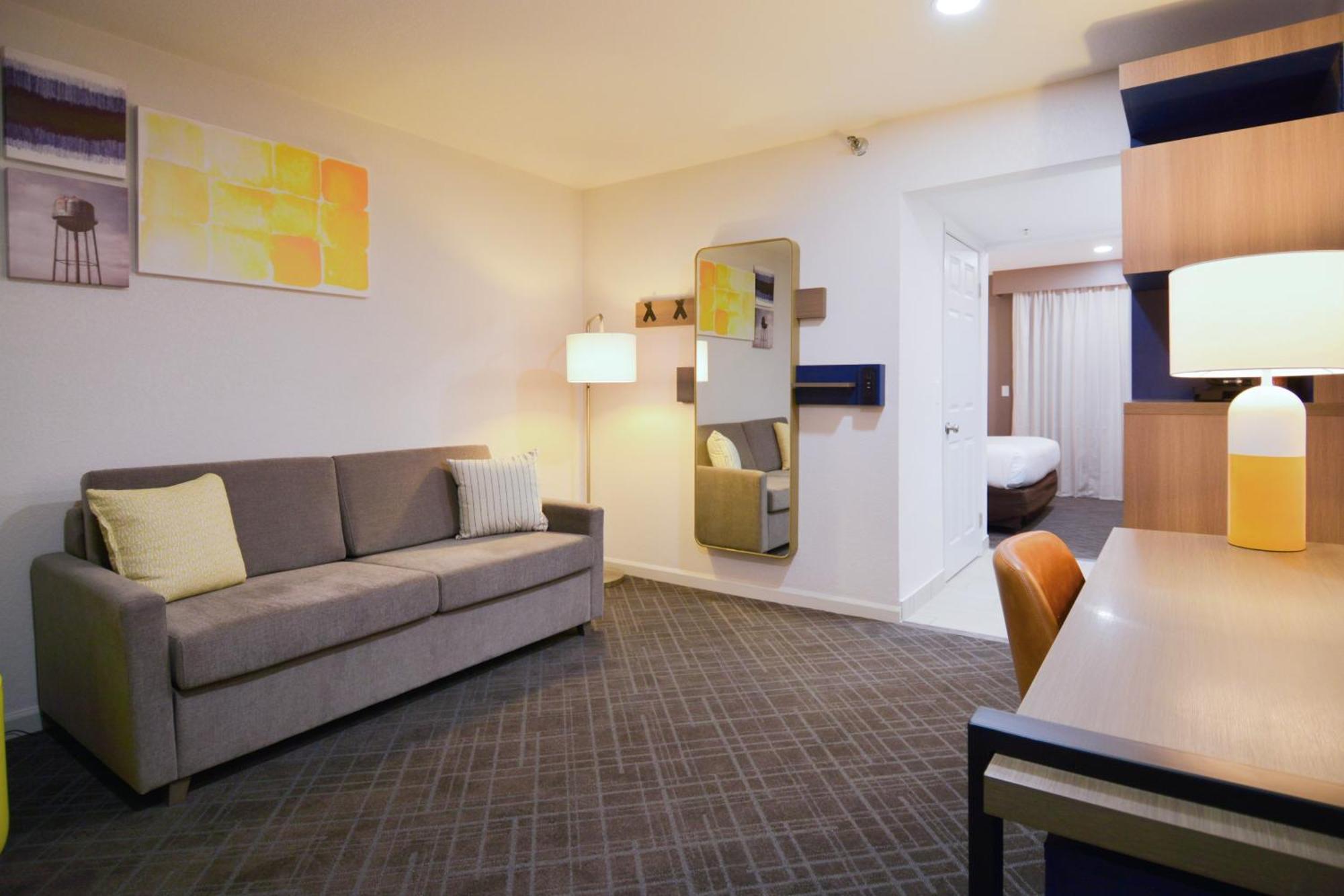 Comfort Inn & Suites Moreno Valley Near March Air Reserve Base Eksteriør billede